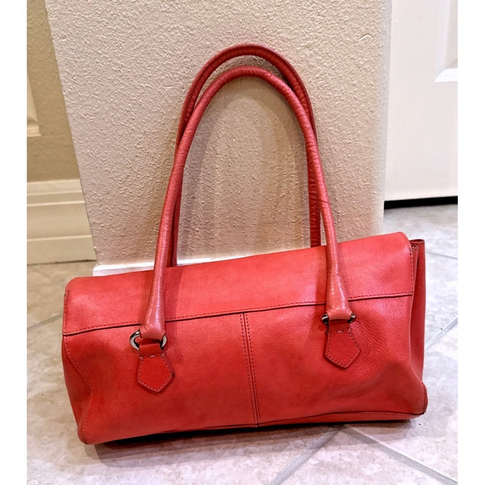Wilsons Leather Pelle Studio‎ Coral Red Leather Shoulder Bag Push Lock Flap - Picture 3 of 13